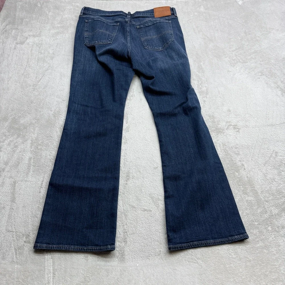Lucky Brand Sweet Boot Jean Women 14/32 Dark Mid Rise Bootcut Western Boho Denim